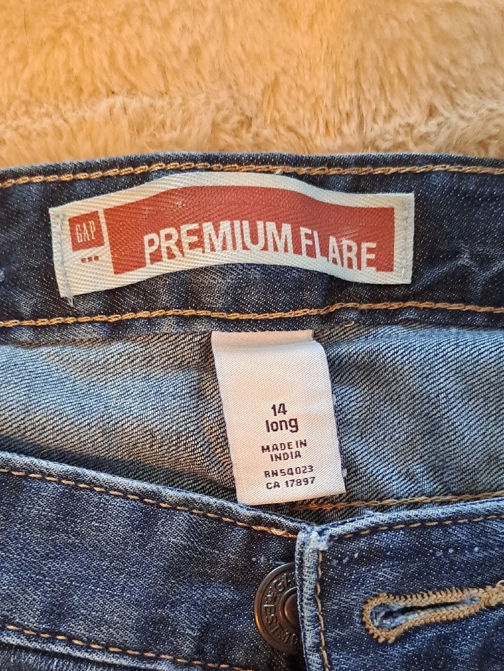 GAP Premium Flare Jeans in Medium Blue Denim Sz 14 Long